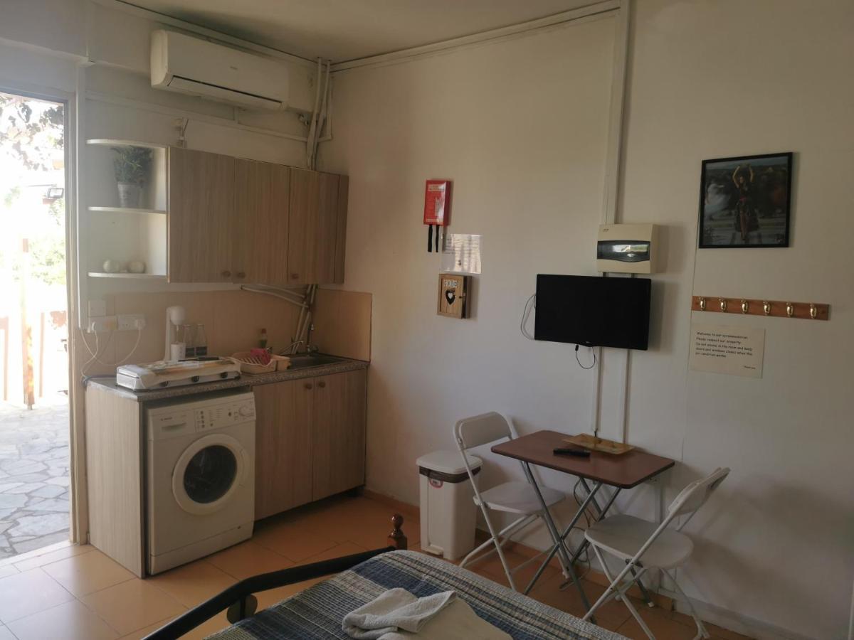 Nicosia Rooms Studios Phòng bức ảnh